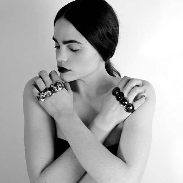 Knuckle-duster. – Bedazzledjewelry