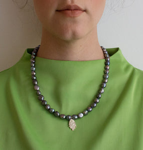 MOTHER OF PEARL NECKLACE - BLUE.