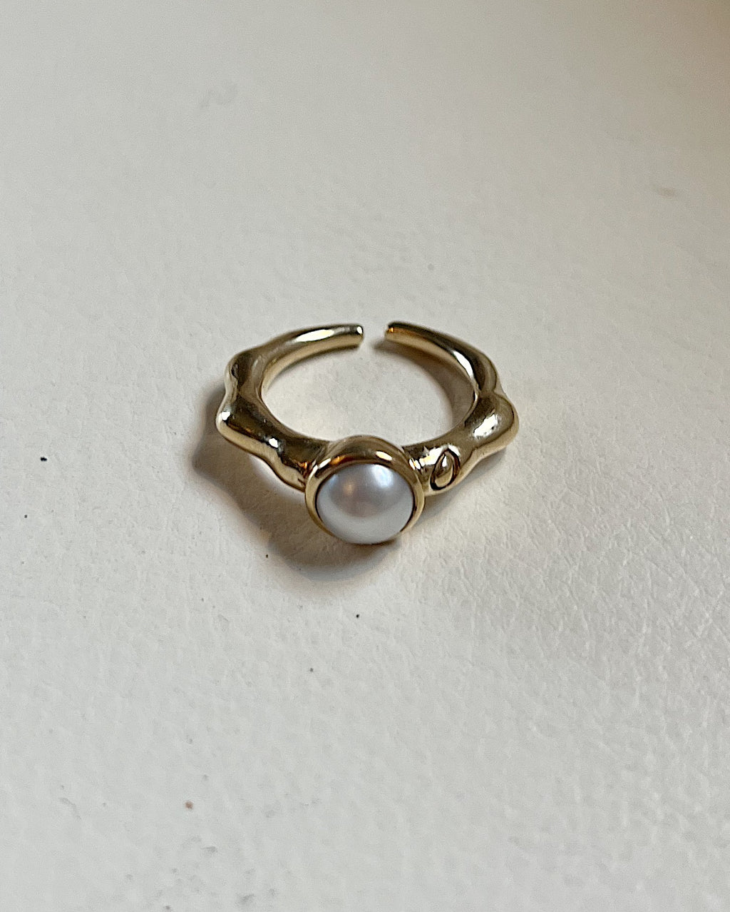NEW BLOOD RING - BRASS PEARL