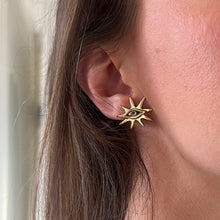 Load image into Gallery viewer, MINI VIEW EARRINGS - BRASS.