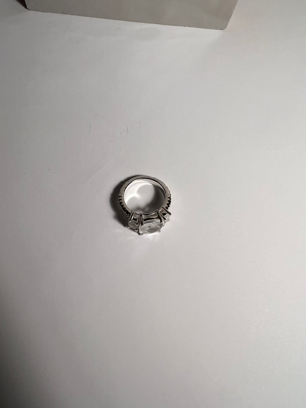 SOULMATE RING SILVER crystal.