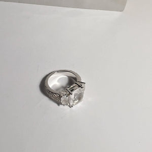 SOULMATE RING SILVER crystal.