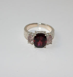 SOULMATE RING SILVER GARNET/ROSE.