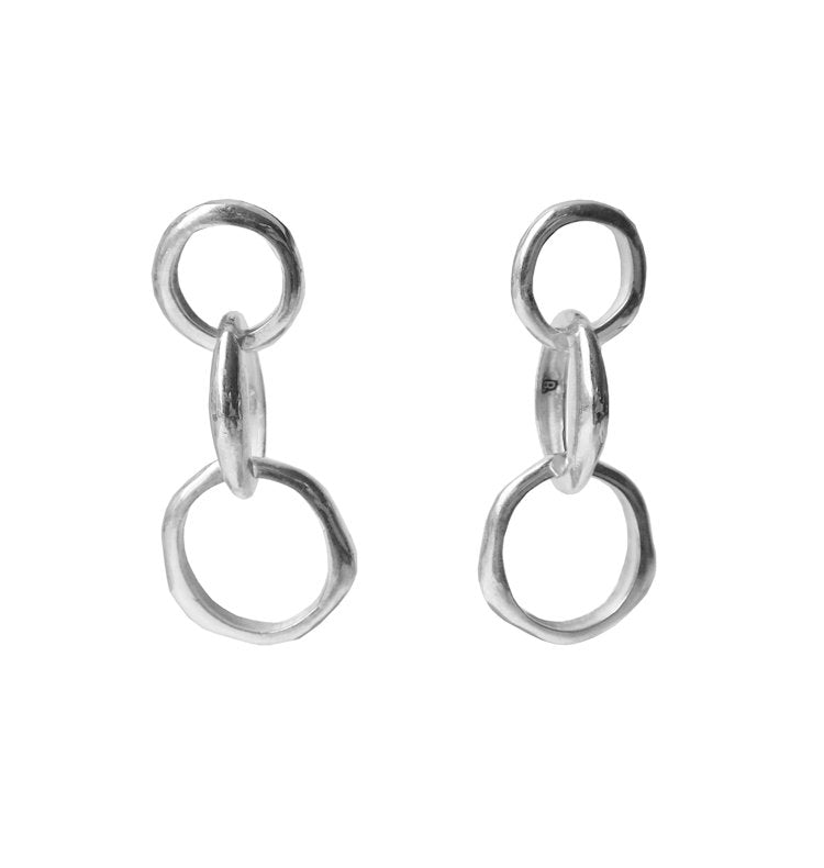 NO STRINGS EARRINGS SILVER.