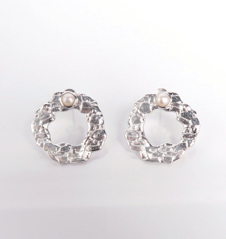 MELT O EARRINGS SILVER.