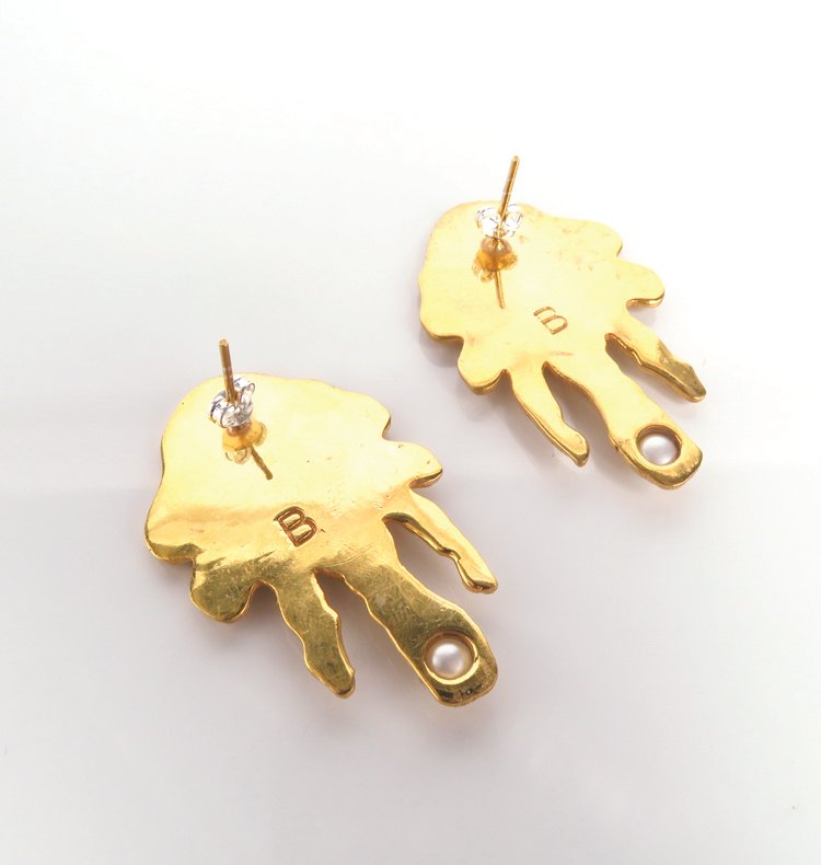 MELT BRASS EARRINGS.