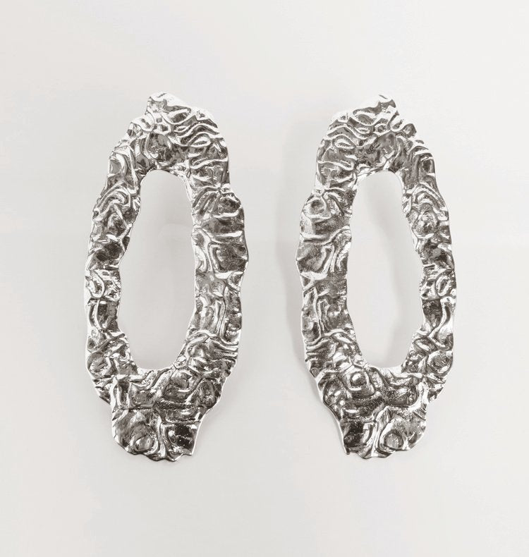 DRIP EARRINGS SILVER.