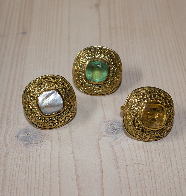 GRAM EARCUFF BRASS CITRINE.