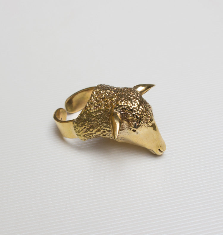 LAMB RING BRASS.