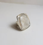 SQUARE - WHITE SILVER RING.