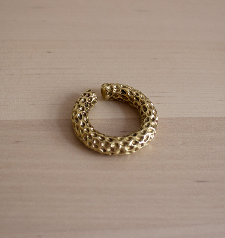 CLOSE CUFF/RING BRASS.