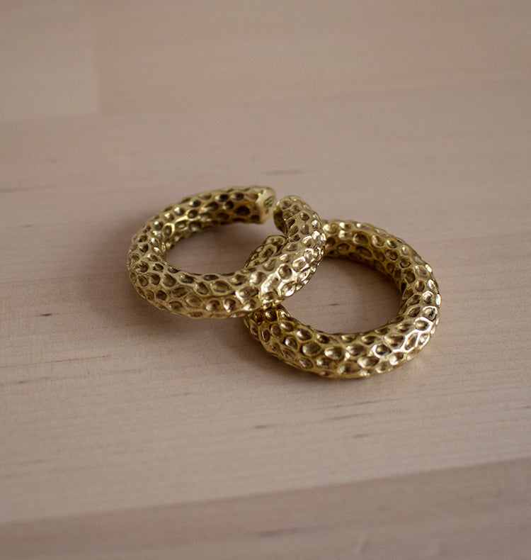 CLOSE CUFF/RING BRASS.