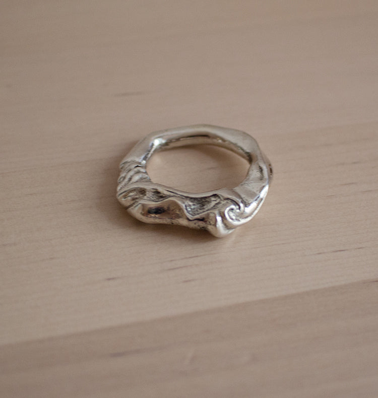 KIN RING SILVER.