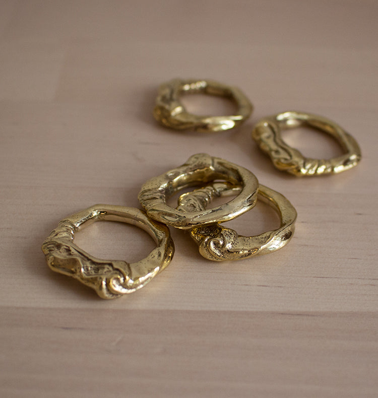 KIN RING BRASS.
