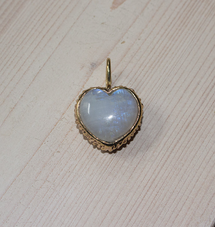 RIO CHARM BRASS MOON.