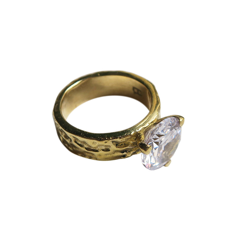 HITCHED - CLEAR BRASS.