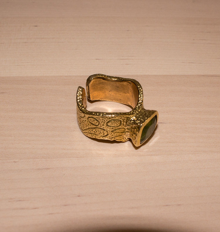 CLAN RING BRASS FLUORITE.