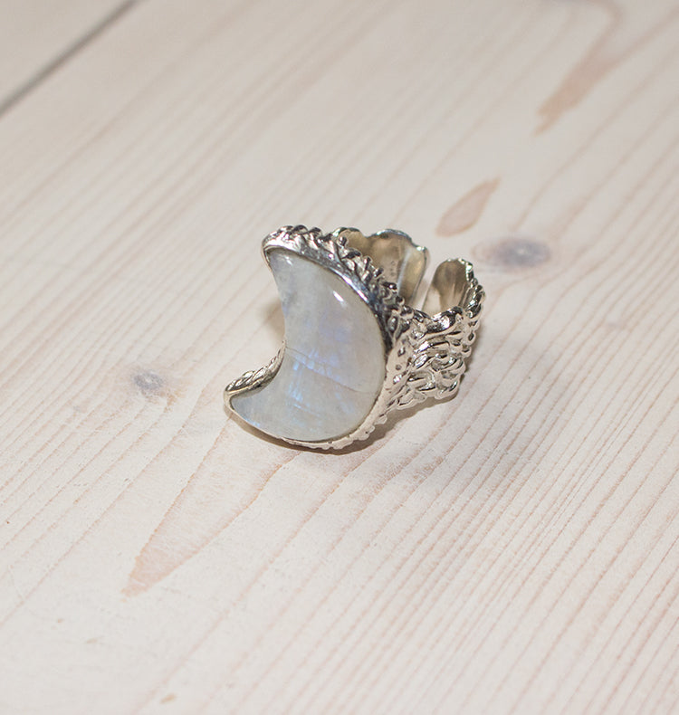 LUNA RING SILVER MOON.
