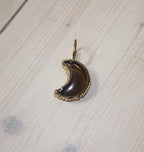 LUNA CHARM BRASS SMOKEY.