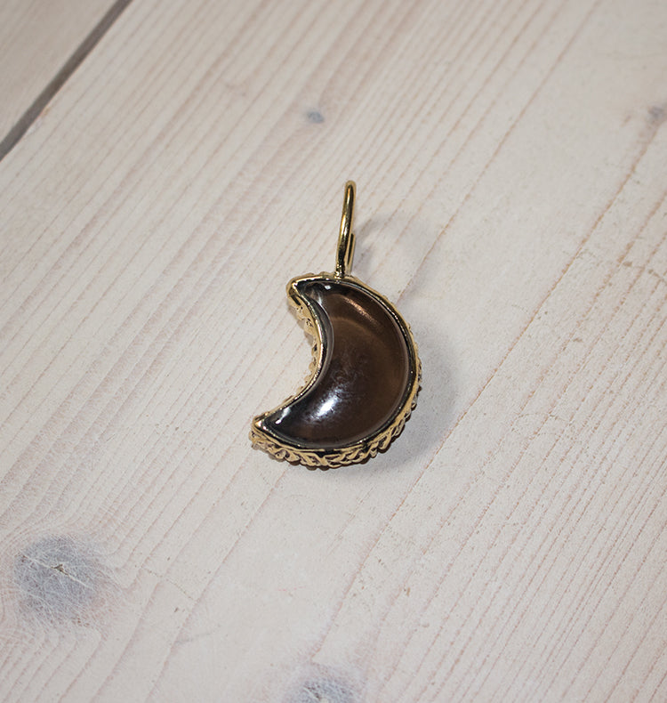 LUNA CHARM BRASS SMOKEY.