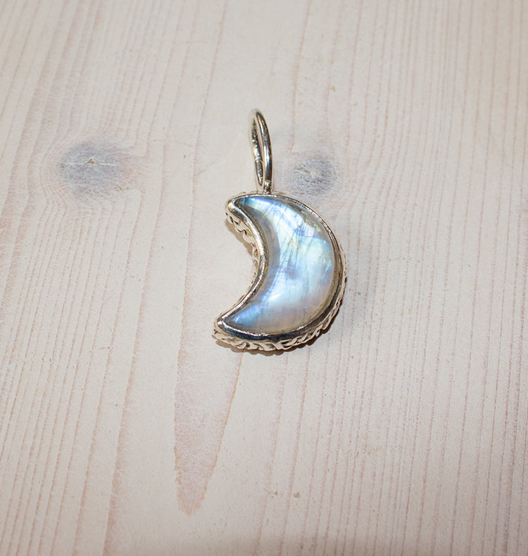 LUNA CHARM SILVER MOON.