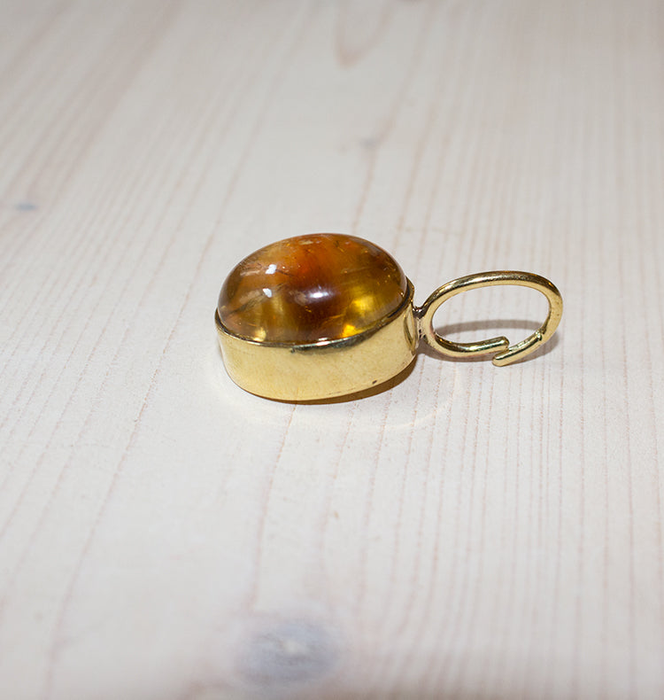 SHOT CHARM BRASS CITRINE.