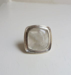SQUARE - WHITE SILVER RING.
