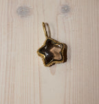 URSA CHARM BRASS SMOKEY.